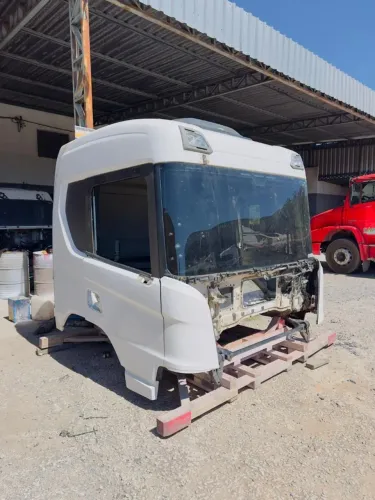 Cabine Scania NTG ano 2021 Modelo P