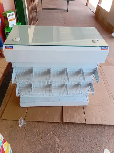 Balcão Encartelado Para Farmácia - Novo Somos Loja