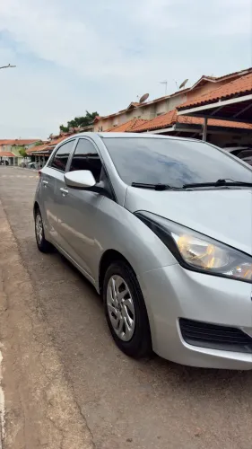 Hyundai HB20 Unique 1.0 Flex 12V Mec. 2019