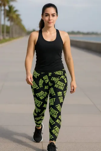 Legging preta com estampa ( M, G e GG )