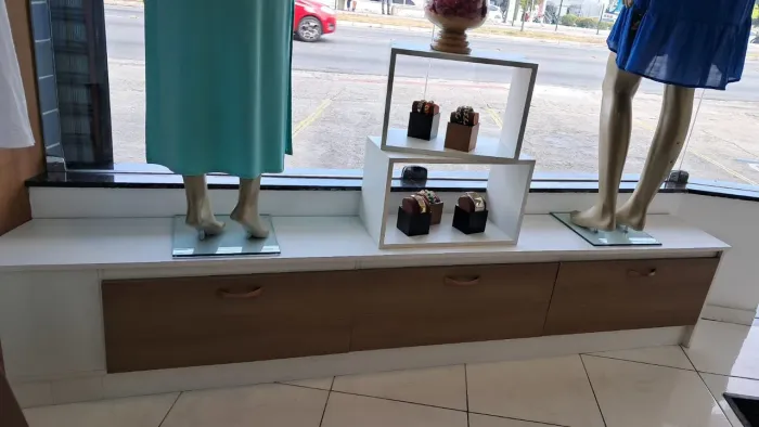 VENDO MODULO PARA VITRINE