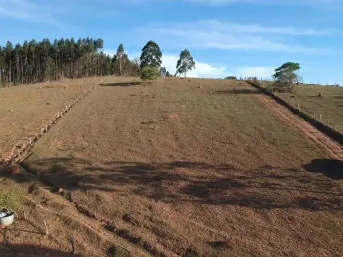 TROCO TERRENO X CARRO SANTA BRANCA 1000M
