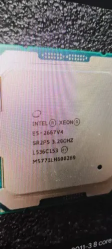Processador xeon 2667 v4 8/16 núcleos.