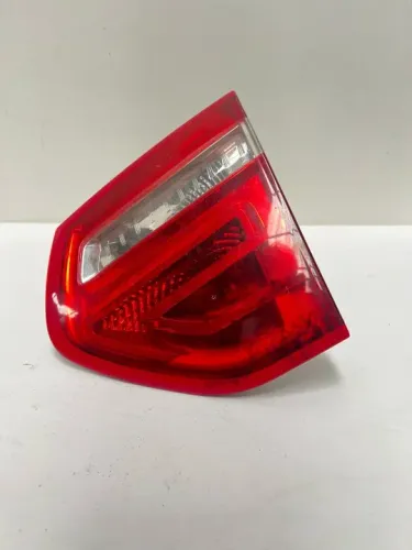 Lanterna Tampa Traseira | Citroën C4 Picasso | 2009/2014 | Lado Direito - (Usado/Original)