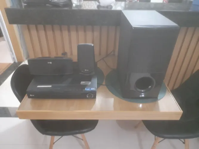 Home Theater LG com DVD Player em perfeito estado , funcionando perfeitamente