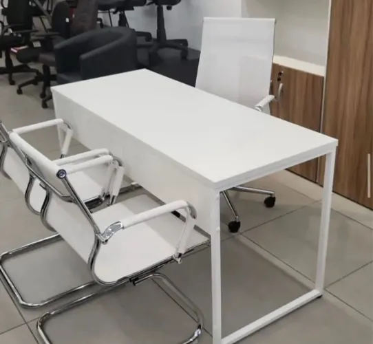 MESA INDUSTRIAL BRANCA ESCRITÓRIO CONSULTÓRIO MÓVEIS PARA ESCRITÓRIO E DECORAÇÃO