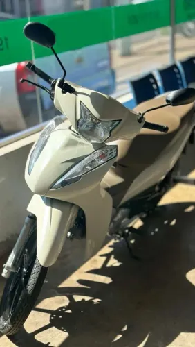 HONDA BIZ 125 - ÚNICA DOMA - KM BAIXA