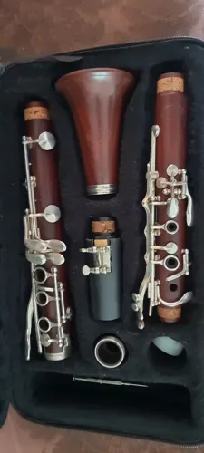 Clarinete Hoyden sib em madeira