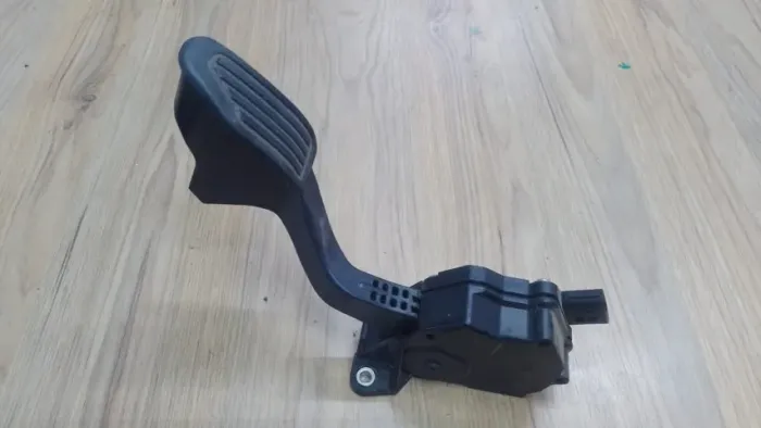 Pedal Acelerador Etios