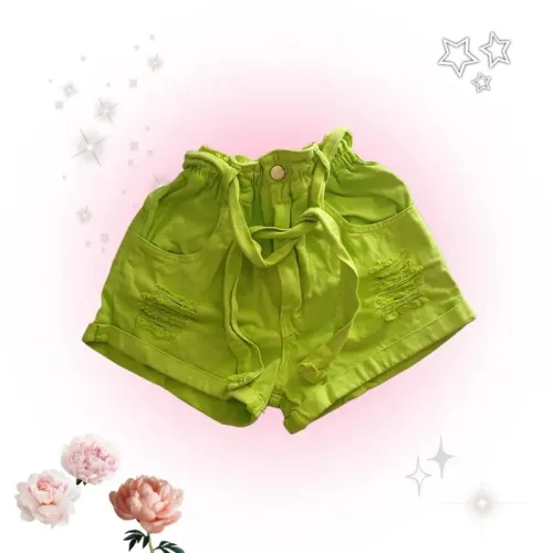 Short jeans verde limão com elástico 