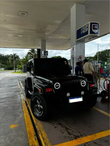 Jeep wrangler UNICO leia a descrição 
