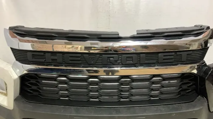 Parachoque dianteiro s10 trailblazer 2021 2022 2023 original recuperado