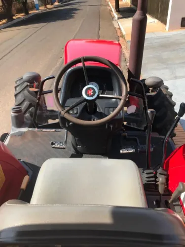 trator massey ferguso 4275 ano 2016 semi novo