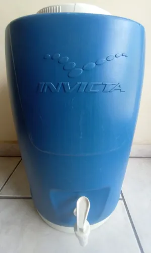 Garrafão Térmico Invicta com Torneira