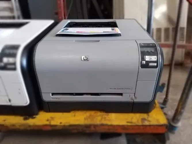 Impressora HP Laser Colorida CP1515n cp1515 transfer top