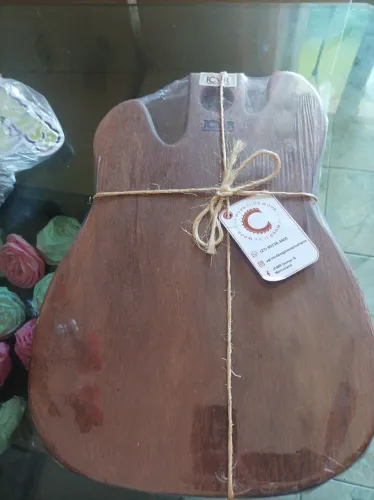 TÁBUA PARA SERVIR FRIOS( MADEIRA CEDRINHO)