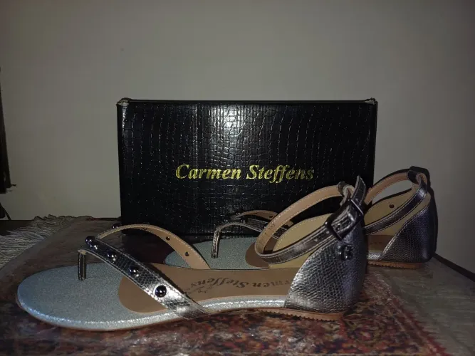 Rasteira Carmen Steffens Nova prata, tam.36.