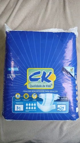 Fraldas descartáveis para adulto tamanho M