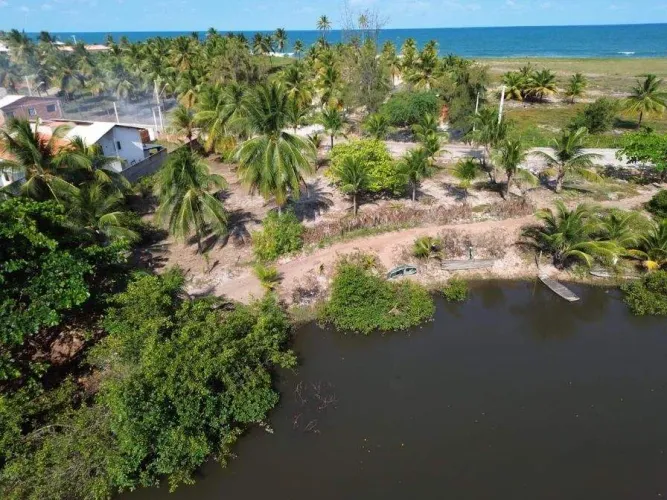 Lote à venda em rua pública, PORTO DE SAUIPE, Entre Rios, BA