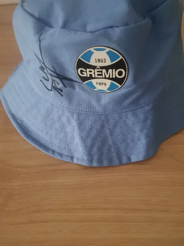 Gremio chapeu barra autogafada por suarez 