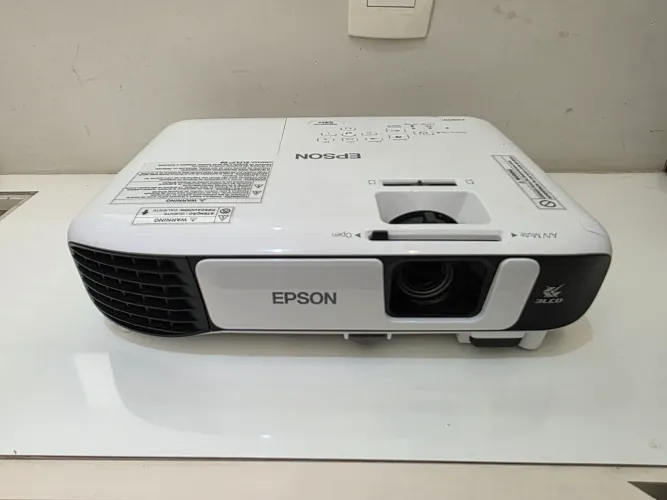Projetor Epson PowerLite S41+