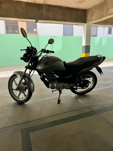 Vendo ou troco CG 150 ESI