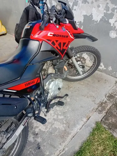 Crosser