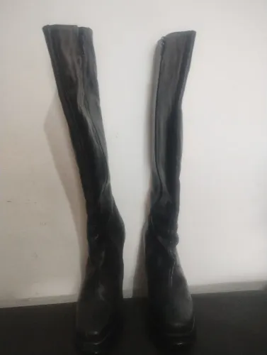 Bota cano alto only 33