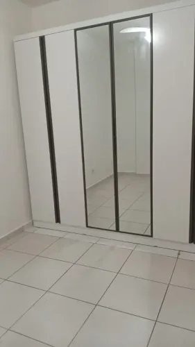 EDIFICIO SANT JAMES ( SEMI MOBILIADO )