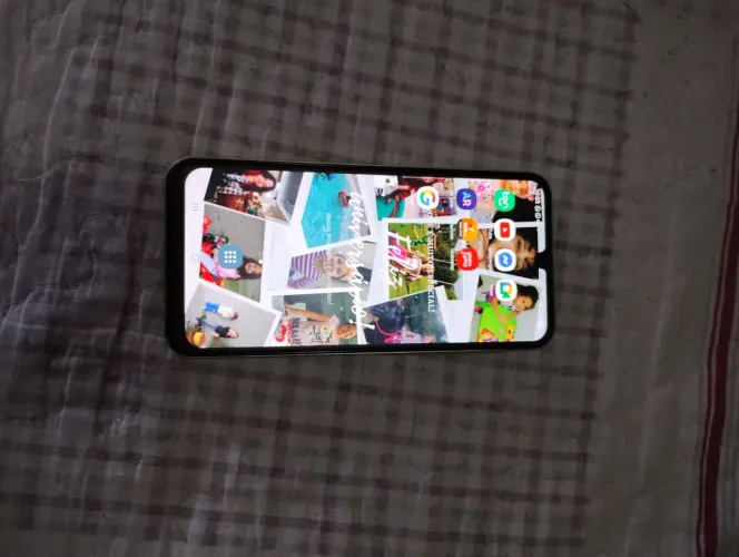 Vendo esse lindo celular semi novo A15 