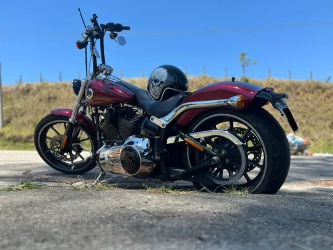 Harley-Davidson Softail Breakout FXSB 2016 | Revisada | Aceito carro