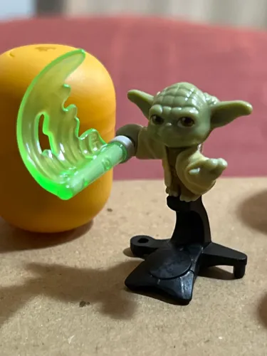 Kinder ovo Star Wars Yoda