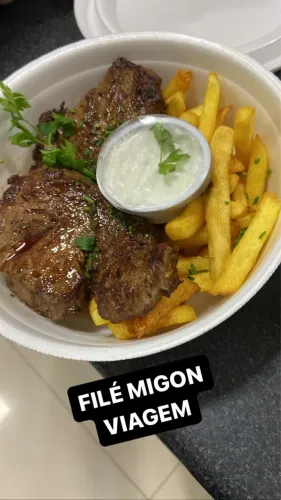 Vaga de auxilia de cozinha / cozinheira com experiência