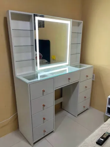 penteadeira com Led ( 9 gavetas) 