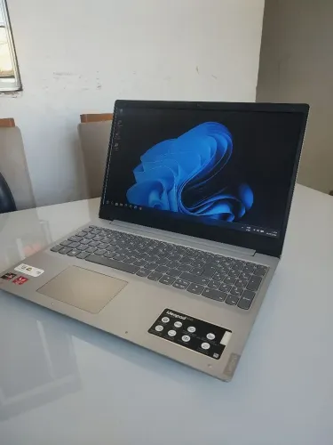 Notebook Gamer, Processador Ryzen 7 3700U, RADEON RX VEGA 10. SSD 128Gb+500GB, 8GB DDR4.