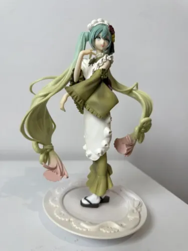 Figure Hatsune Miku Kimono Verde (TAITO ORIGINAL)