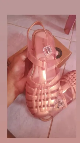Melissa tamanho 33