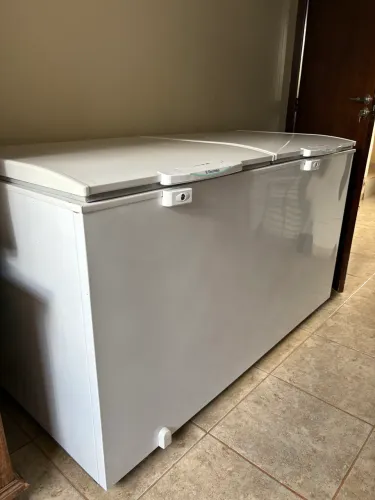 Freezer 2 portas H500 eletrolux