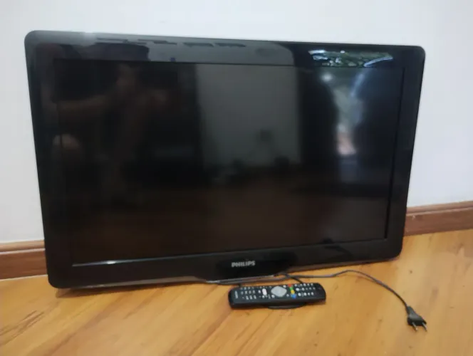 TV Philips 32 polegadas(não é smart)