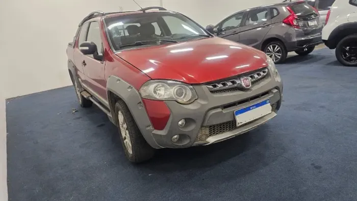 Fiat Strada Adventure1.8/ 1.8 Locker Flex CD 2015