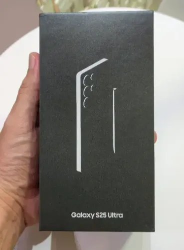 Samsung Galaxy S25 Ultra 5G 256GB - Lacrado com NF Amazon - Titânio Preto