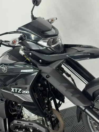 YAMAHA LANDER 250 BLUEFLEX 2022 APENAS 7453 KM FINANCIA