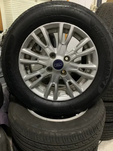 Rodas aro 15 Ford Ecosport 4x108 C/Pneus