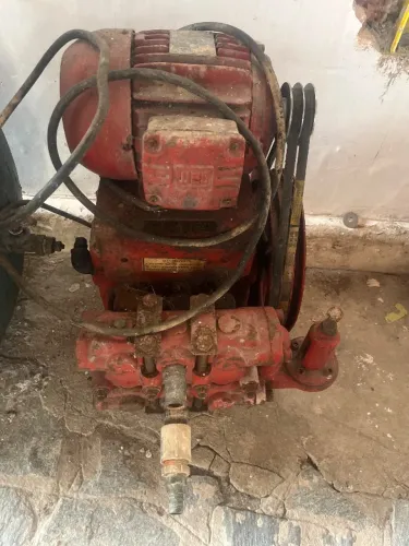 Compressor e máquina de lava jato tudo profissional 