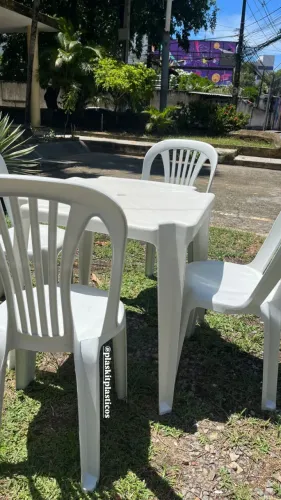 Conjunto mesa + 4 cadeiras - Novo