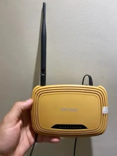 TP LINK - ROTEADOR 4 PORTAS 