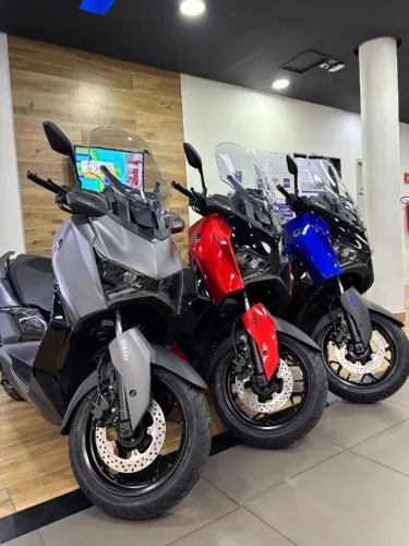 XMAX 300 ABS 2027 CARTÃO DE CRÉDITO 12 X 1990 + 20.390 DE ENTRADA