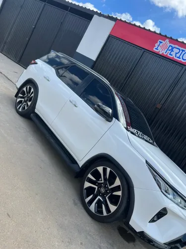 Toyota Hilux SW4 SRV 4X2 2.7 Flex 16V Aut. 2018