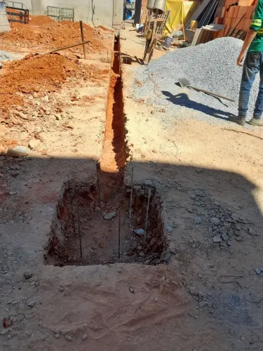 Serviço de pedreiro