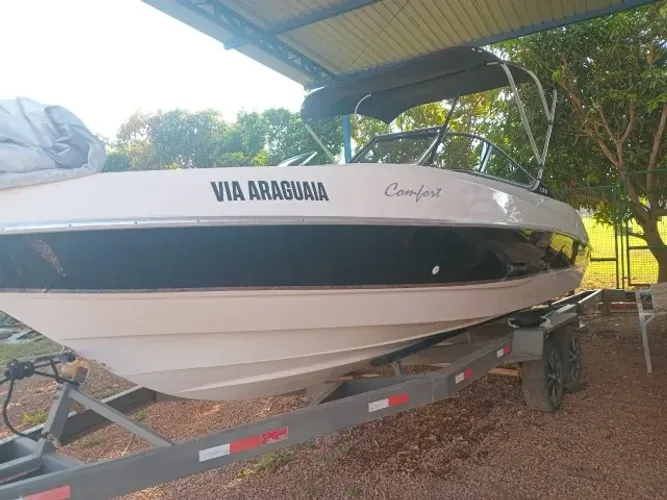 LANCHA VENTURA  V230 GII 2011 